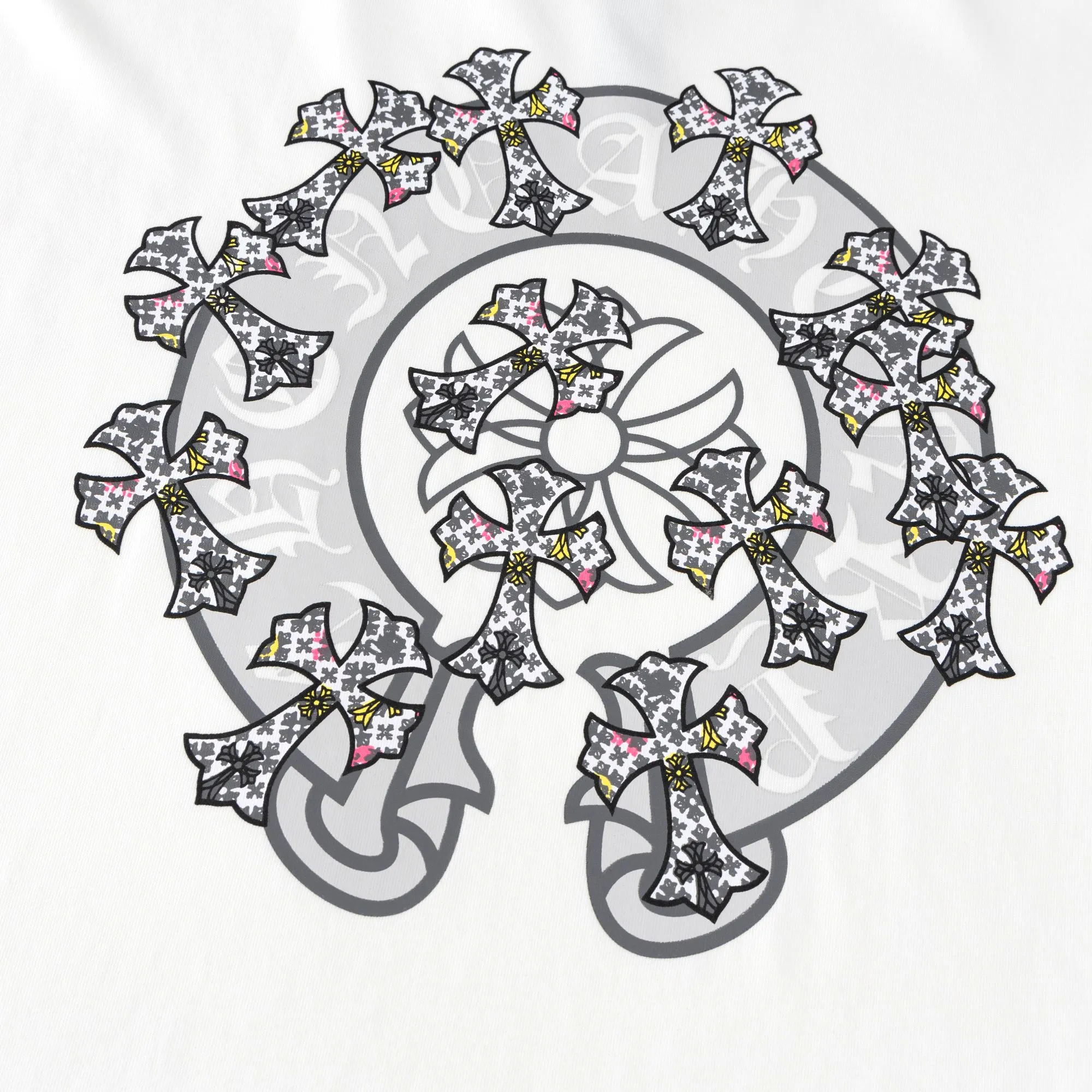 🅿️180 Style No. S023 CH Crow Heart Sanskrit Cross Heavy Embroidery Round Neck Short Sleeve Embroidery Full Packaging Complete with Three Standards Original Matching Accessories 1:1 Main Marking Technology Very High-end It Has Been Preshrunk at High Temperatures and Will Not Deform After Repeated Washing Pure Cotton 280g High Weight 32 Count Double Yarn No Pilling No Fading Comfortable and Breathable Matching 1x1 Thread in the Same Cylinder Oversize Loose Version Can wear up to 220 pounds Color: White Black Size: XS-L